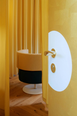 Hospiz Raum Der Begegnung Bozzocosta Feder Architektur 04 Peter Eichler Fotografie