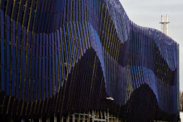 Parkhausfassade mit Solarpanels Peter Eichler Fotografie